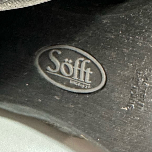 Sofft Black Leather Booties - Picture 7 of 8